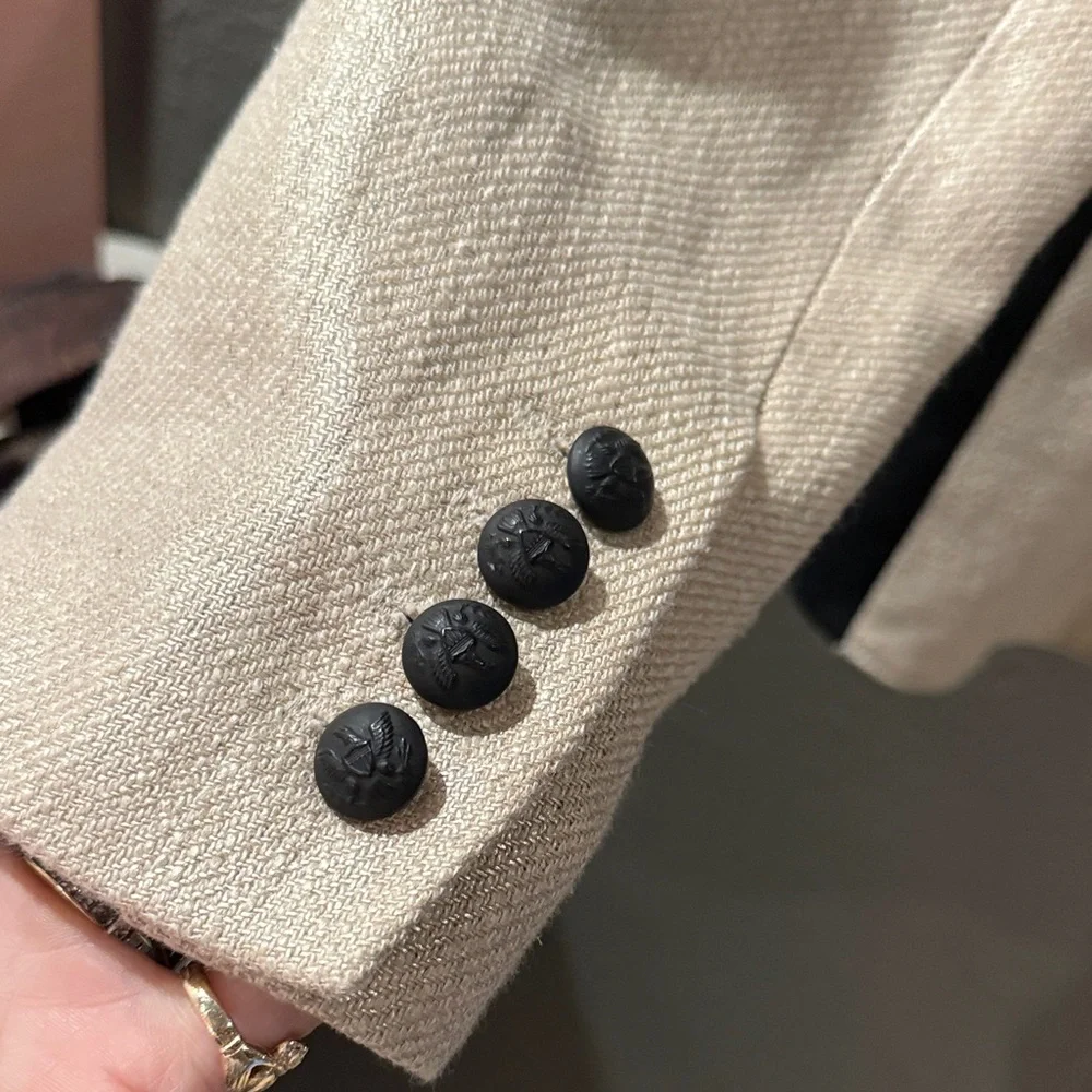 Smythe Beige and Black Women's Blazer - Picture 5 of 7